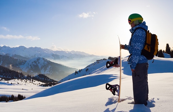 Winter-Sports-Snowboarder.