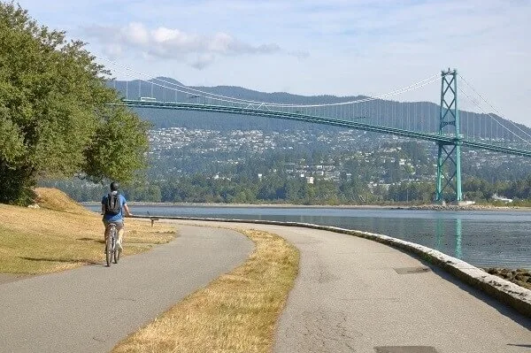 Activity-Cycling-Canada