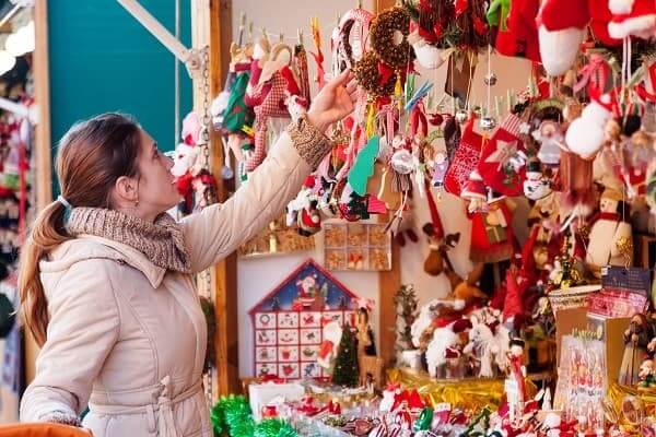 Christmas-Market-Girl-Stall
