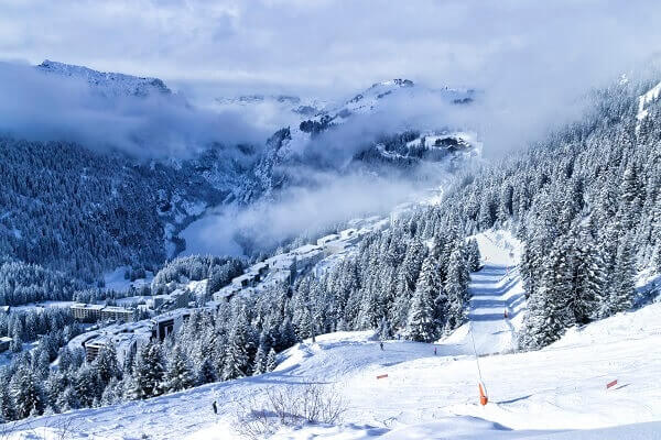 Destination-Flaine-France-Ski-Winter-Sports