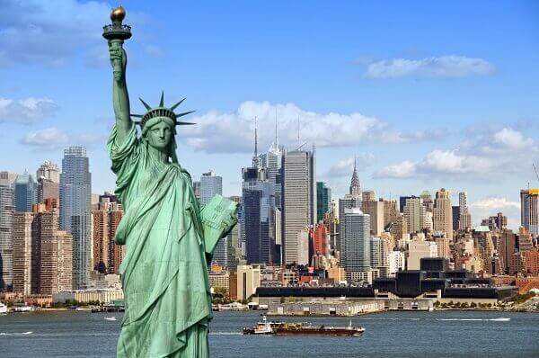 Destination-New-York-Statue-of-Liberty