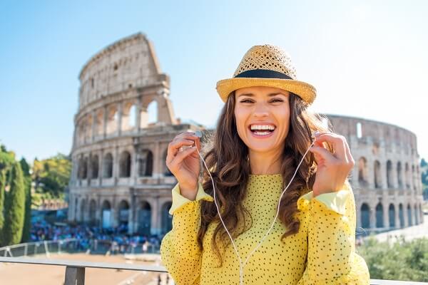 Destination-Rome-Tourist