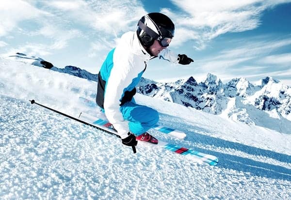 Activity-Skiing-Destination-Kitzbuhel-Austria-Skier