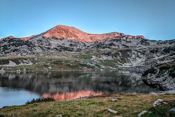 Destination-Romania-Bucura-Lake-Retezat-National-Park